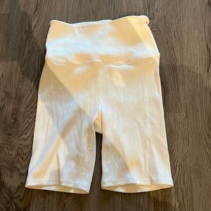 CARBON38 XS RIBBED BIKER SHORT